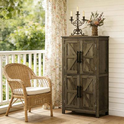 Armoire de rangement polyvalente de style campagnard avec tablettes réglables