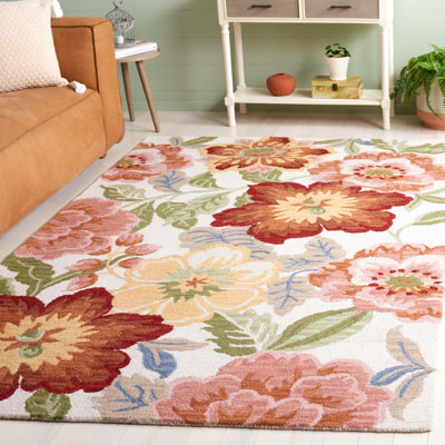 Tapis floral en laine / coton touffeté à la main Chelsea en ivoire / rose