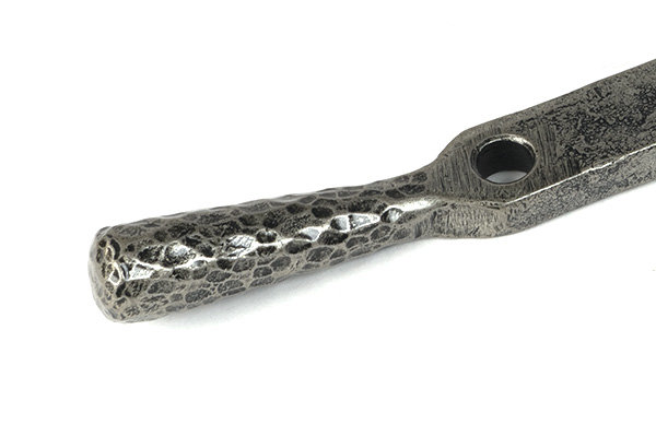 Hammered Newbury Stay, 29.6cm H x 1.6cm W x 0.6cm D, Pewter Patina