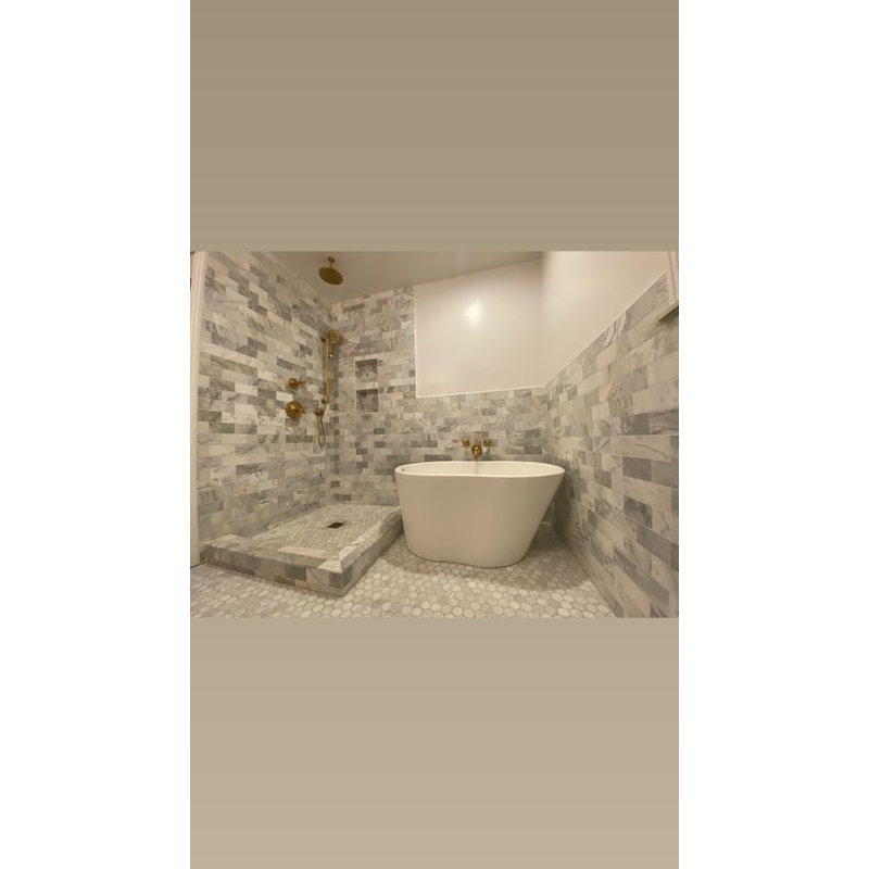 Soho 48'' L Freestanding Soaking Bathtub, Polished Chrome, Matte White