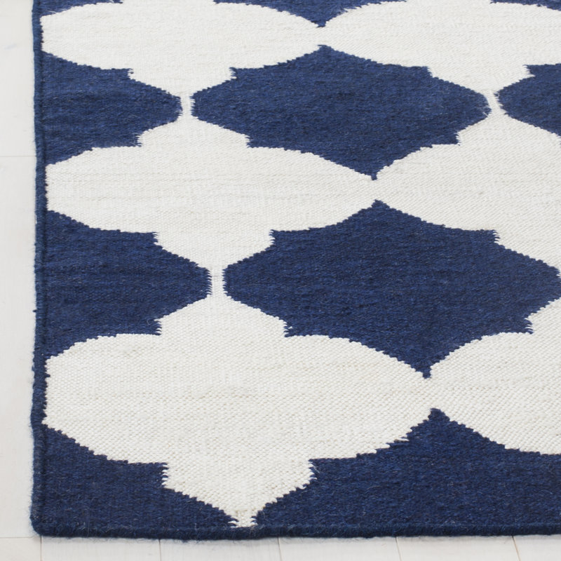 Chevron Hand Woven Area Rug, Rectangle 91 x 152cm