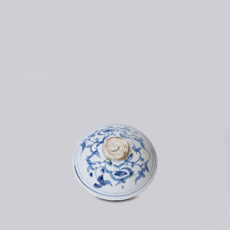 Bol conique floral bleu et blanc en porcelaine