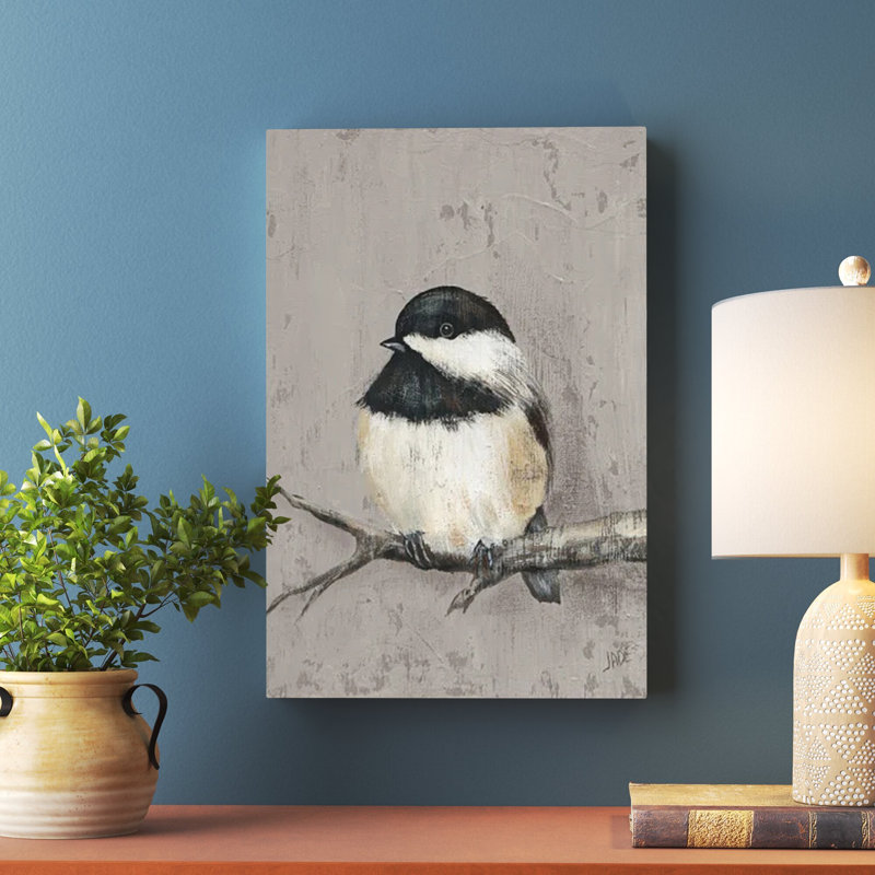 «Winter Bird IV» par Jade Reynolds, reproduction d'art sur toile, H 37,5 po x l 25,5 po x P 1,375 po, Encadrement doré