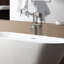 Robinet de baignoire autoportant en métal avec douche à main - 45,11 po Profondeur, accessoire de salle de bain moderne en métal, corrosion de 6,31 po de hauteur