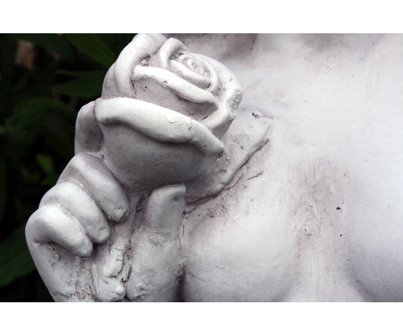 Lady with Rose Statue
