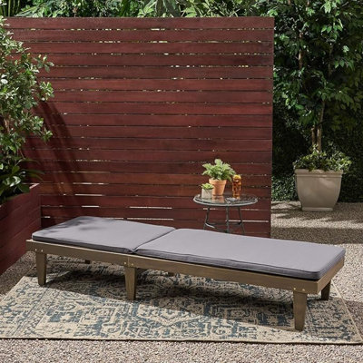 NADINE CHAISE LONGE