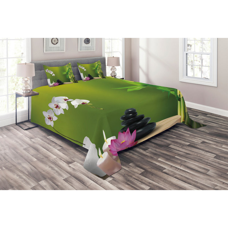 Farmhouse / Country Coverlet, King Bedspread + 2 Shams