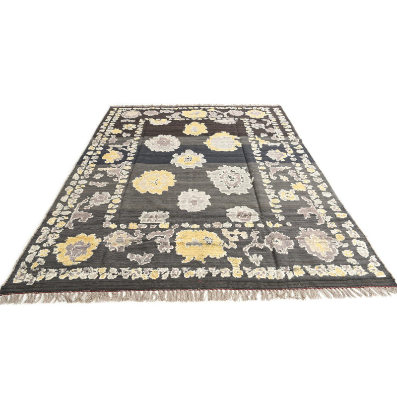 Jose Black Rug