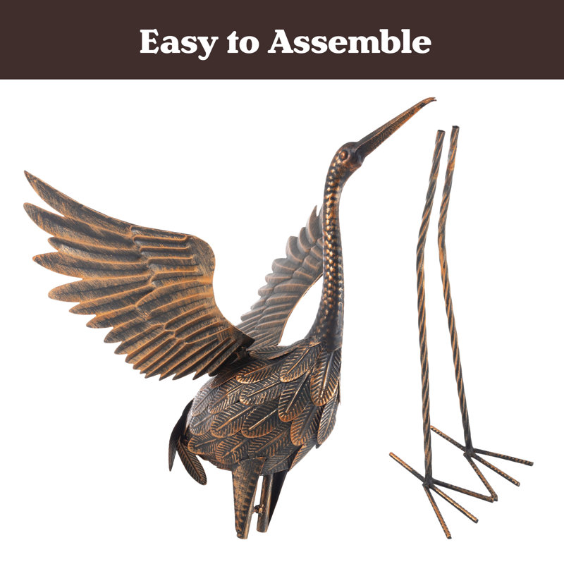 Statue de jardin avec grue volante - statues de grue de jardin en métal de 35 pouces de hauteur pour la décoration extérieure - Sculptures et statues de jardin de grue de jardin - Ornements de pelouse pour patio, étang ou cour par Pure Garden