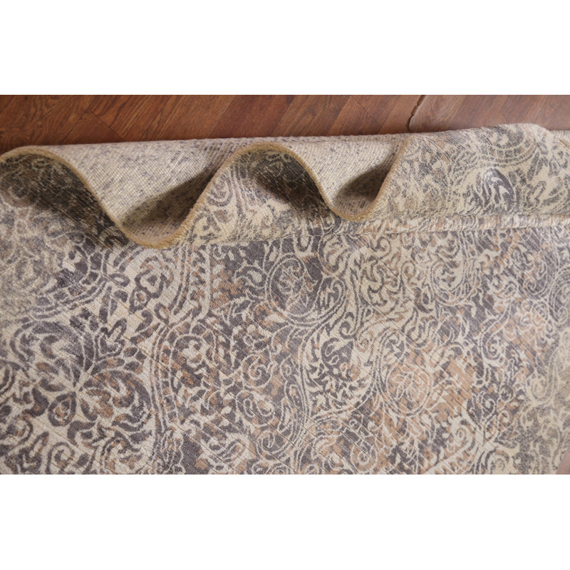 Tapis oriental à rayures