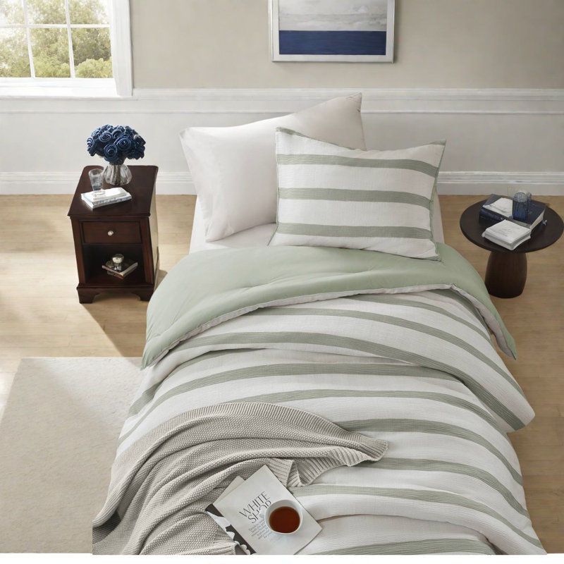 Ensembles de literie de qualité supérieure, édredon en polyester vert sauge au style minimaliste moderne