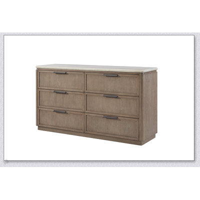 Commode élégante en placage de chêne avec finition caramel et tiroirs spacieux pour les intérieurs modernes et classiques