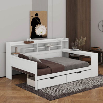 Lit de jour double en bois avec tablettes de rangement et bureau d'étude