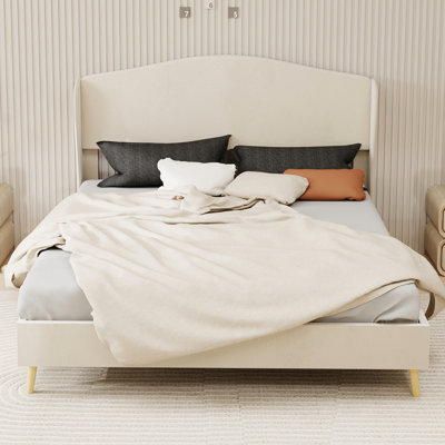Structure de lit tapissier en velours beige de grande taille, conception stable, tête de lit pour un lit d'ambiance confortable, design bruyant - ajoute de l'élégance