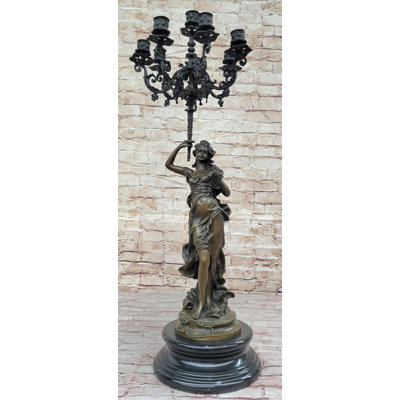Figurines et sculptures