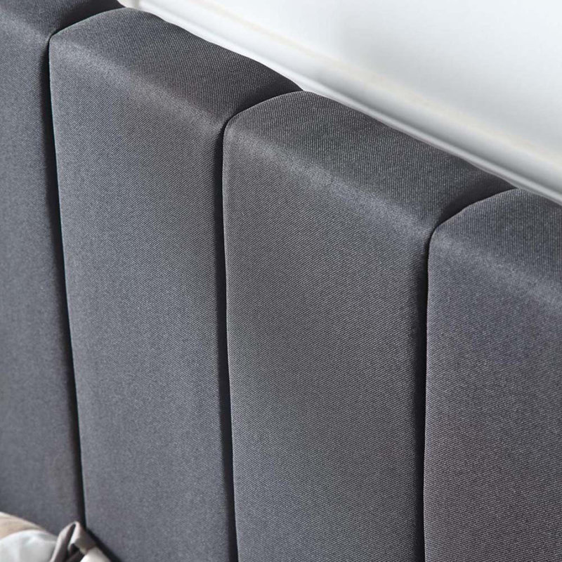 Plateforme tapissier Salva, Noir