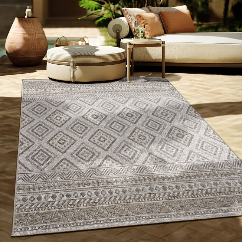 Geometric Indoor / Outdoor Rug, Rectangle 3'11.2" x 5'3"