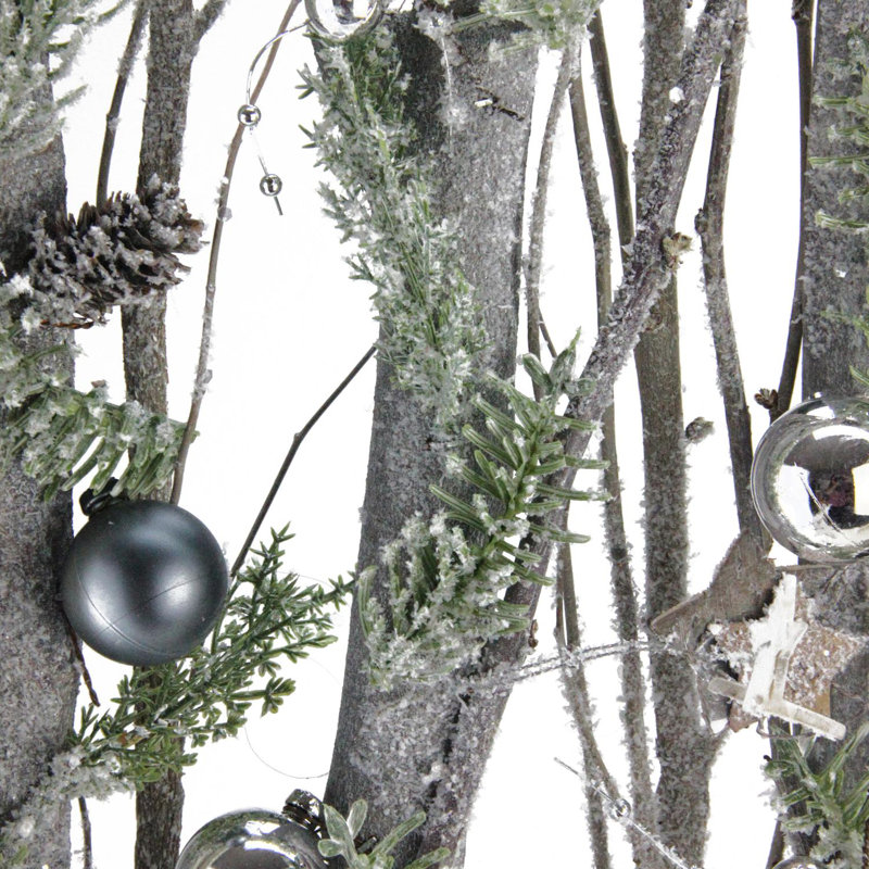 Branches de bouleau sur pied en bois