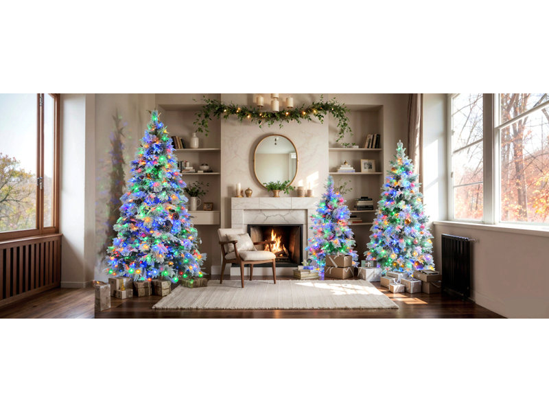 Arbre de Noël enneigé 6 pi avec lumières et pommes de pin