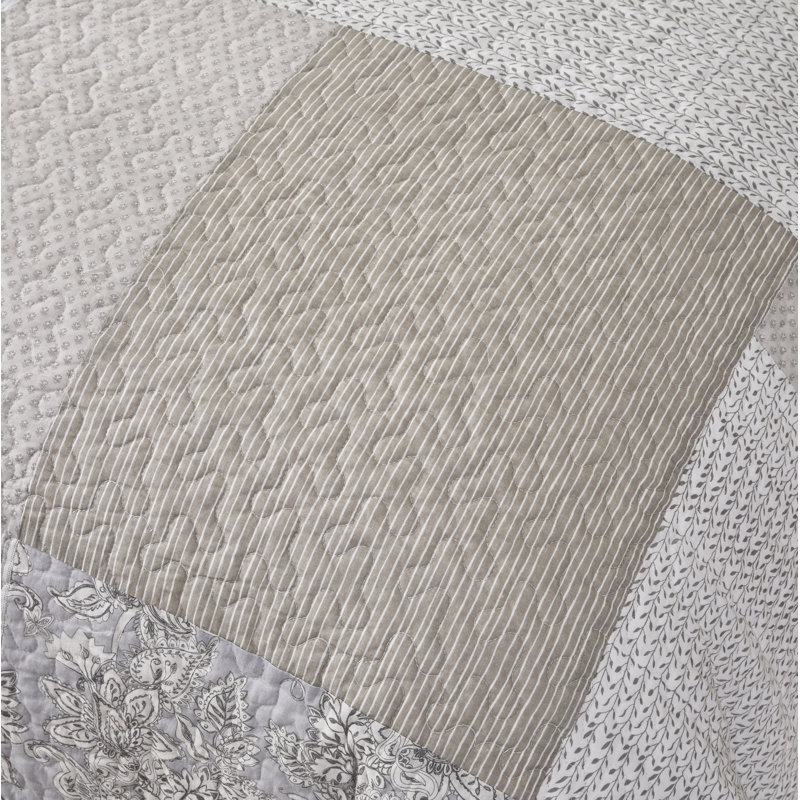 Quinn Cotton Patchwork Reversible Quilt Set, Twin Quilt + 1 Standard Sham