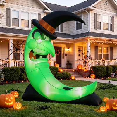 Outdoor Halloween decorations