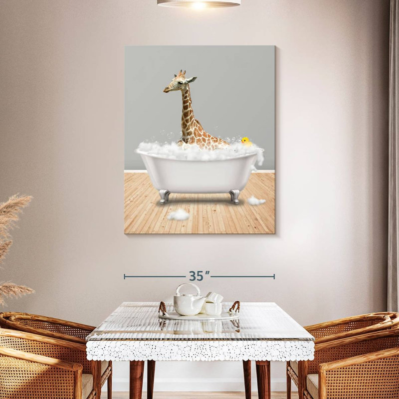 Impression sur toile, girafe et baignoire, H 45 po x l 36 po x P 1,25 po