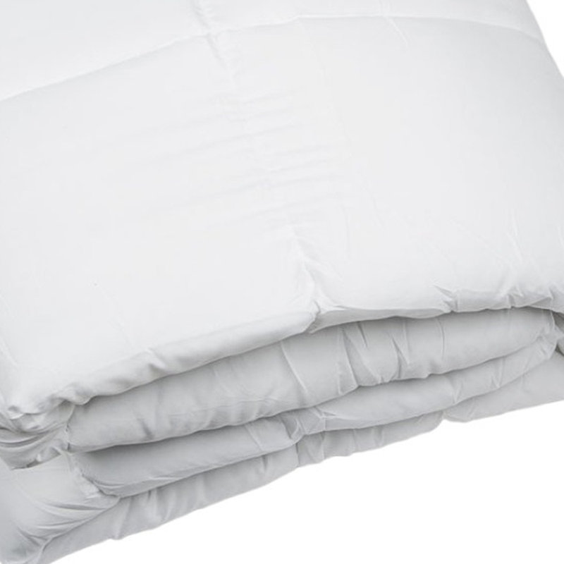 Insertion de couette en duvet synthétique hypoallergénique blanc