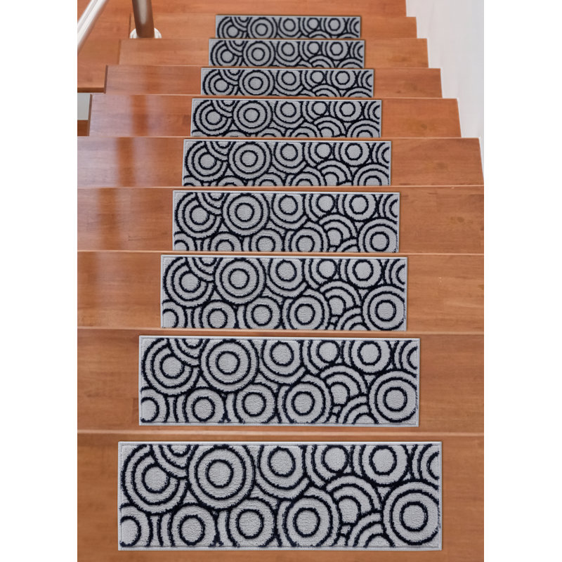 Windham Non-Slip Stair Tread, Gray/Navy