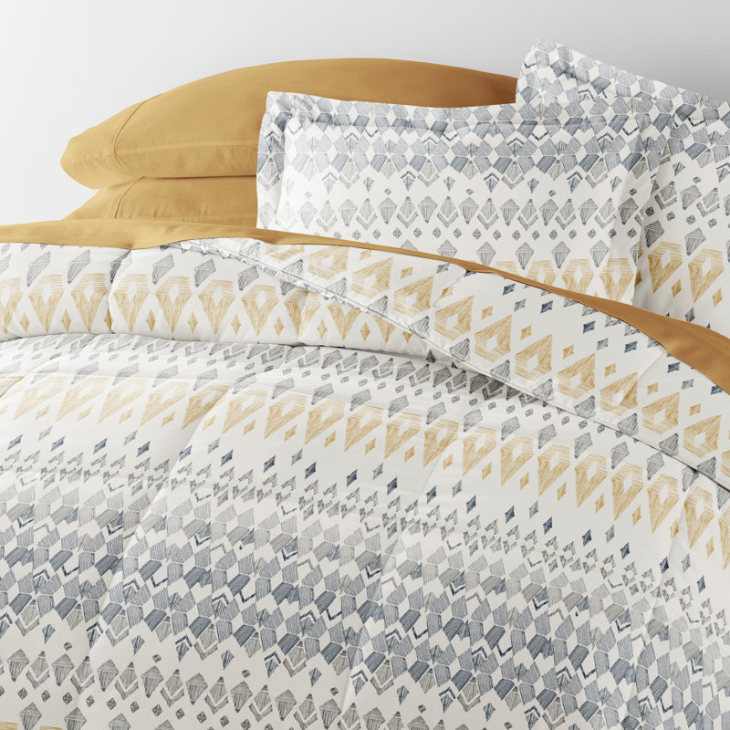 7-Piece Bedding Bundle - Pattern Comforter and Sheet Set, Queen Comforter + 1 Additional Piece, Gray Geometric