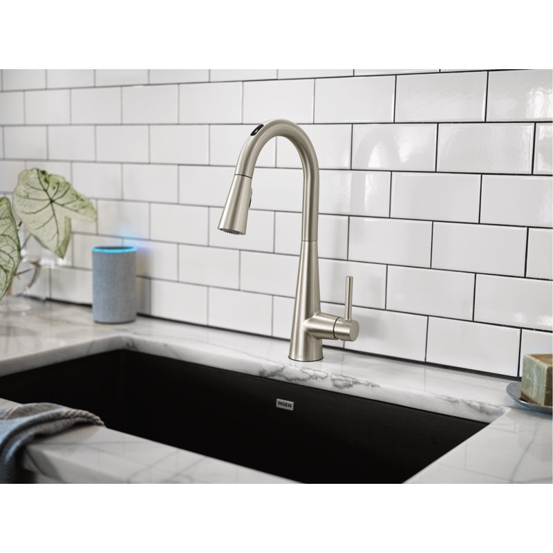 Sleek Smart Touchless Single Handle Kitchen Faucet with Power Clean, Spot Resist Stainless