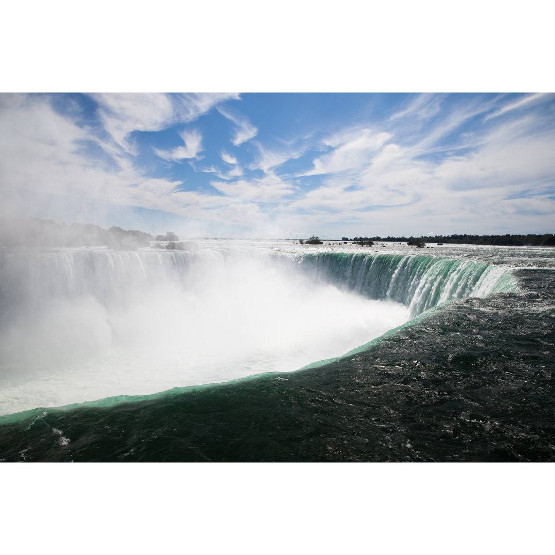 Canadian Falls von AWelshLad - Kunstdrucke auf Leinwand