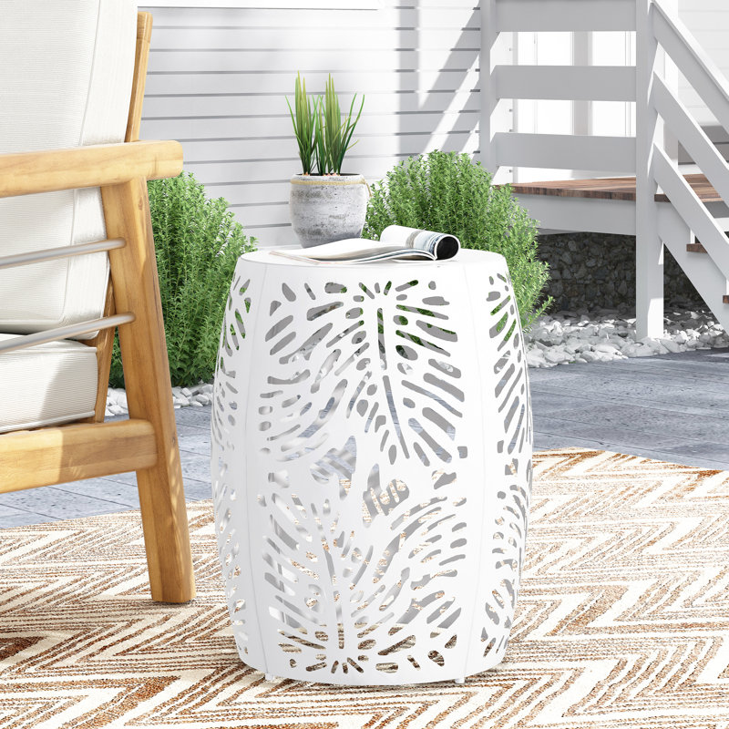 Élégante table en métal blanche - motif de feuilles tropicales coupées en fer, 16,21 x 16,21 x 20,01, sans assemblage, sans tracas, l 16,21 po x H 20,01, requise