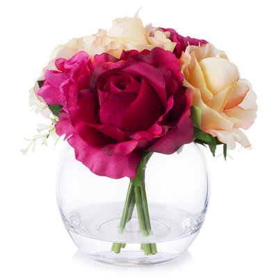 Arrangement floral en soie rose et hortensia dans un vase