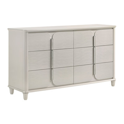 Commode, finition blanc perle