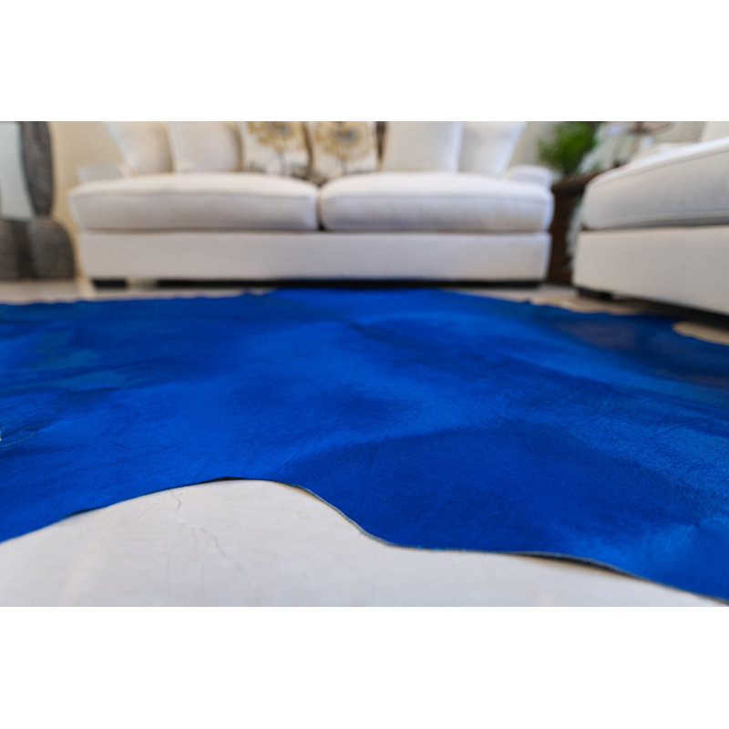 Tapis bleu en peau de vache Beveridge