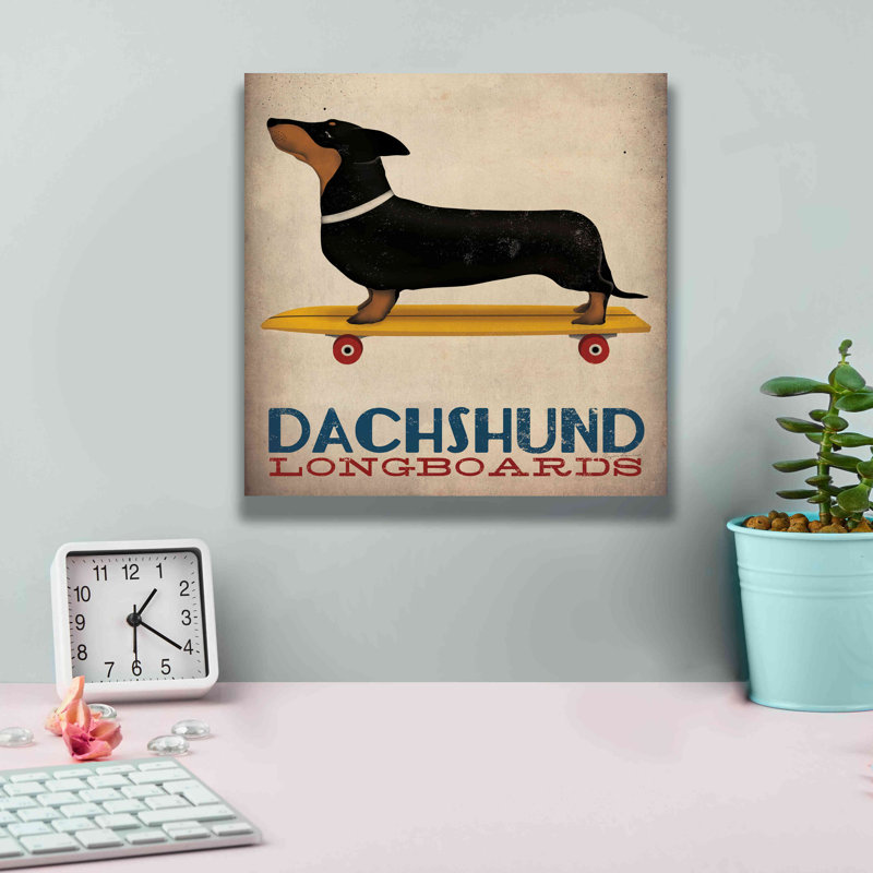 «Dachshund Longboard» par Ryan Fowler, estampe numérique sur toile, H 12 po x l 12 po x P 0,75 po