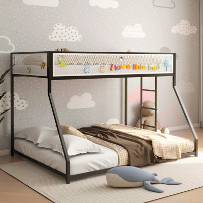 Lit superposé simple au-dessus d'un lit double en métal noir avec barrière de sécurité en maille blanche pour enfants et adultes, profil bas et facilité d'escalade avec échelle stable