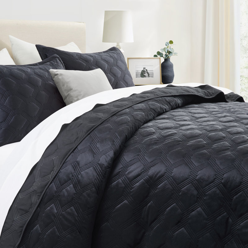 Reversible Diamond Embossed Bedspread Set – Geometric Quilt With Shams, King Bedspread Set with 2 Pillow Shams