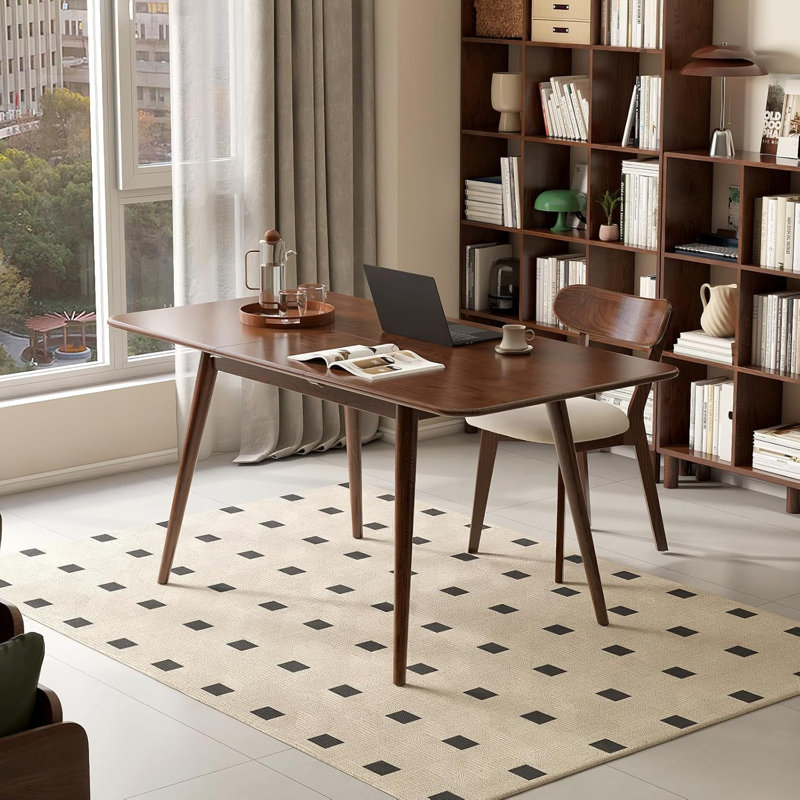 Table de salle à manger extensible en chêne massif de 47 à 63 po Fjord, H 30 po x L 47 po x l 32 po, Chêne brun