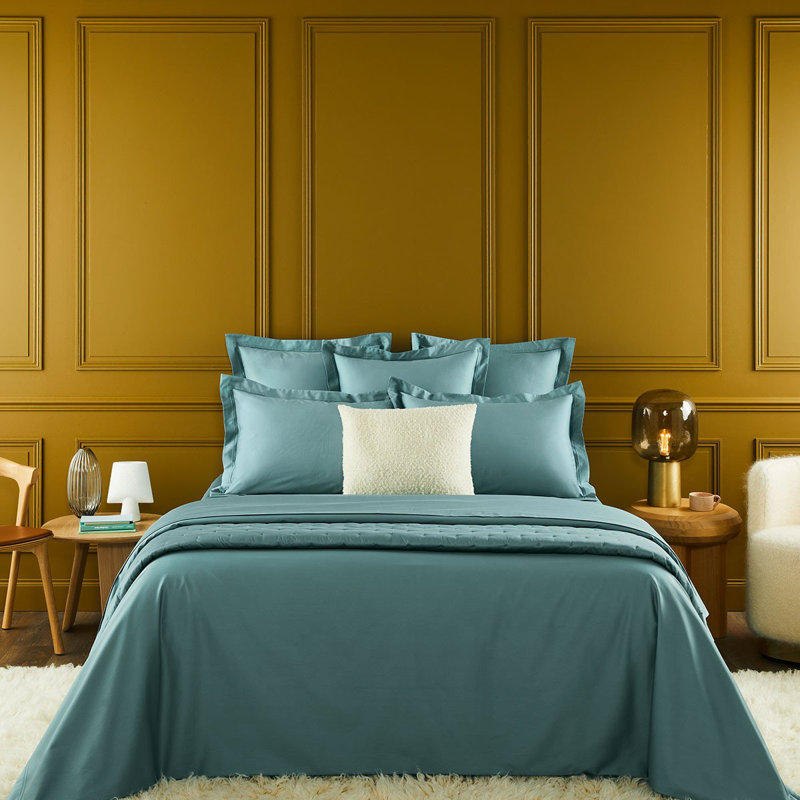 Triomphe Bedding, Twin Coverlet/Bedspread, Blue