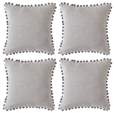  Coussin Pom-Poms