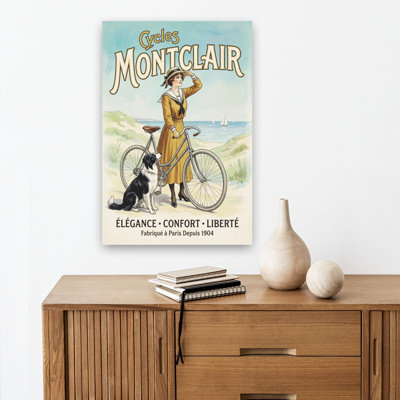 «Elegant Woman Beach Ride Classic Elegant Retro Dog Coastal», reproduction d'art mural