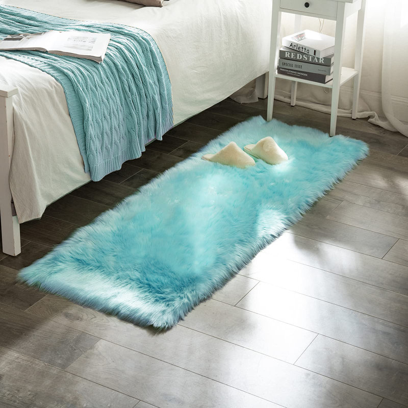 Kovanic Faux Sheepskin Indoor Rug, Runner 2' x 5'