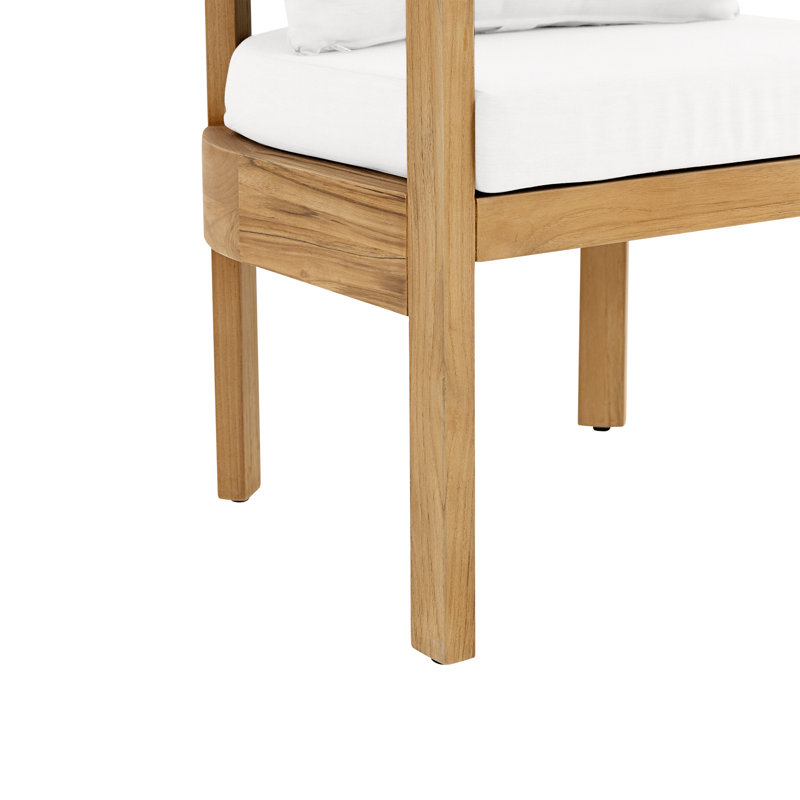 Chaise de salle à manger d'extérieur en teck Everlee avec coussins Sunbrella, Blanc