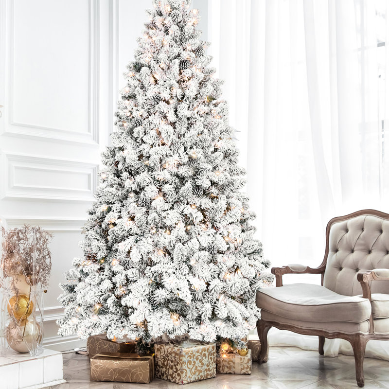 Arbre de Noël floqué de 5 pi avec 300 lumières Ul, 27 pin naturel, 600 pointes recouvertes de neige, conception à charnières pour une installation simple et rapide, arbre de base en métal renforcé, conception, tracas