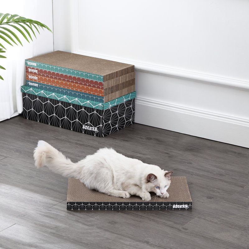 Elsabe Scratching Post
