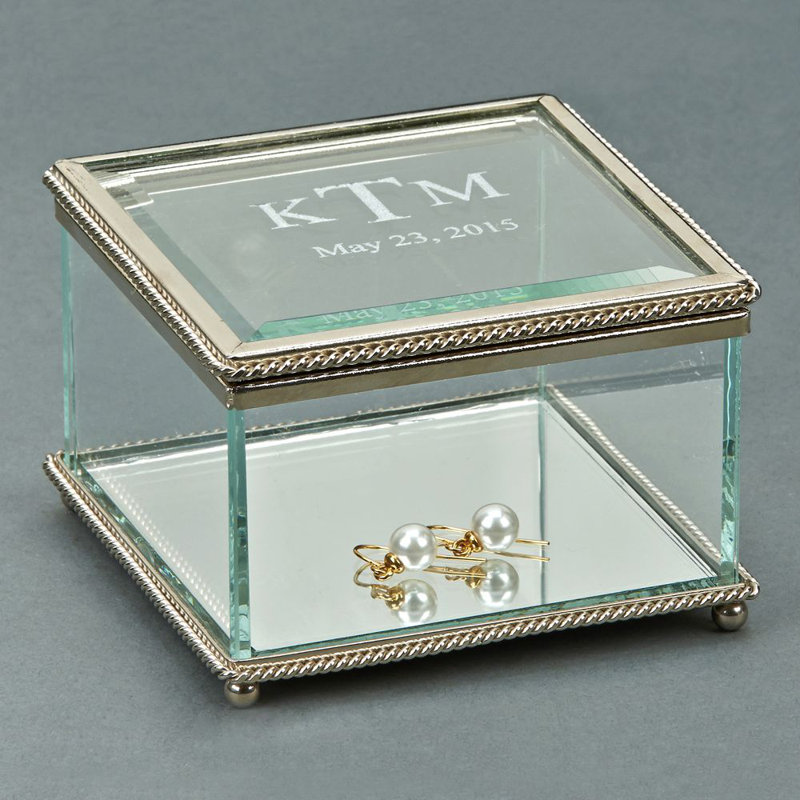Boîte à bijoux à charnière carrée, Oui