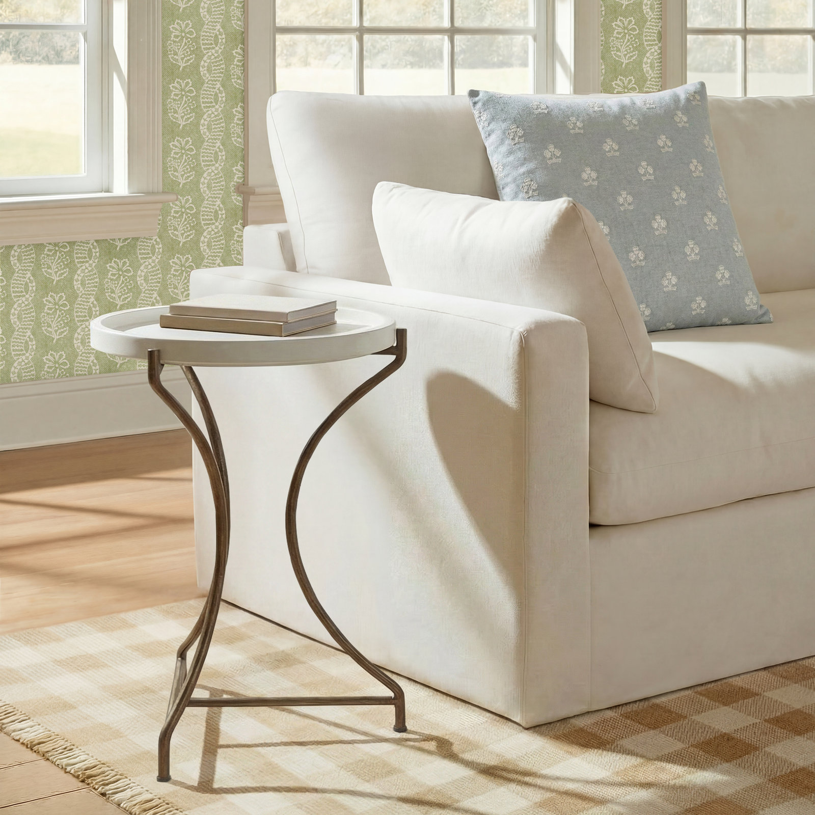 Laila 3 Legs End Table