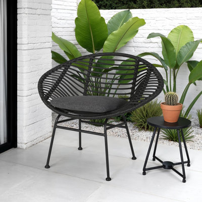 Chaise d'extérieur tissée avec coussins Engle