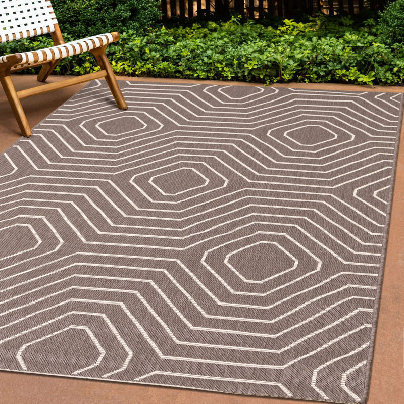Ody Cream Geometric Indoor Outdoor Area Rug, Rectangle 5'3" x 7'7"